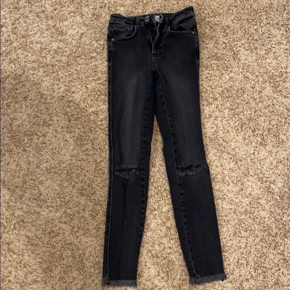 Black ripped jeans
